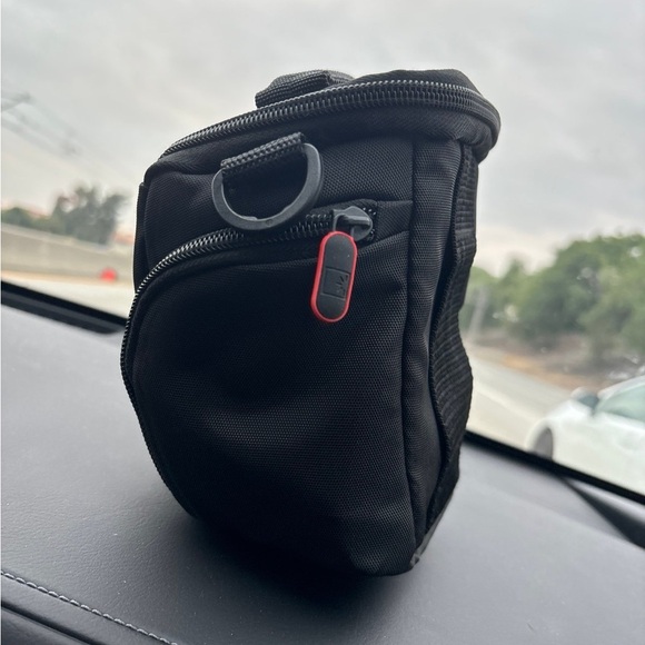 CAMERA CASE - Picture 5 of 7